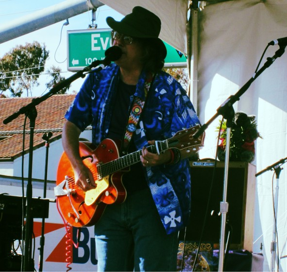 Moonalice at Sunnyvale Art & Wine Festival: CWMs (plural)