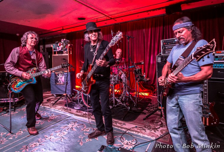 Zodiacs-5-9-14-5869<br/>Photo by: Bob Minkin